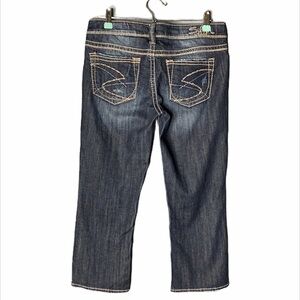 SILVER BRAND JEANS AIKO CAPRI STYLE